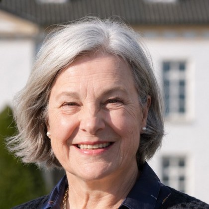 Dr. Sabine B. Rau